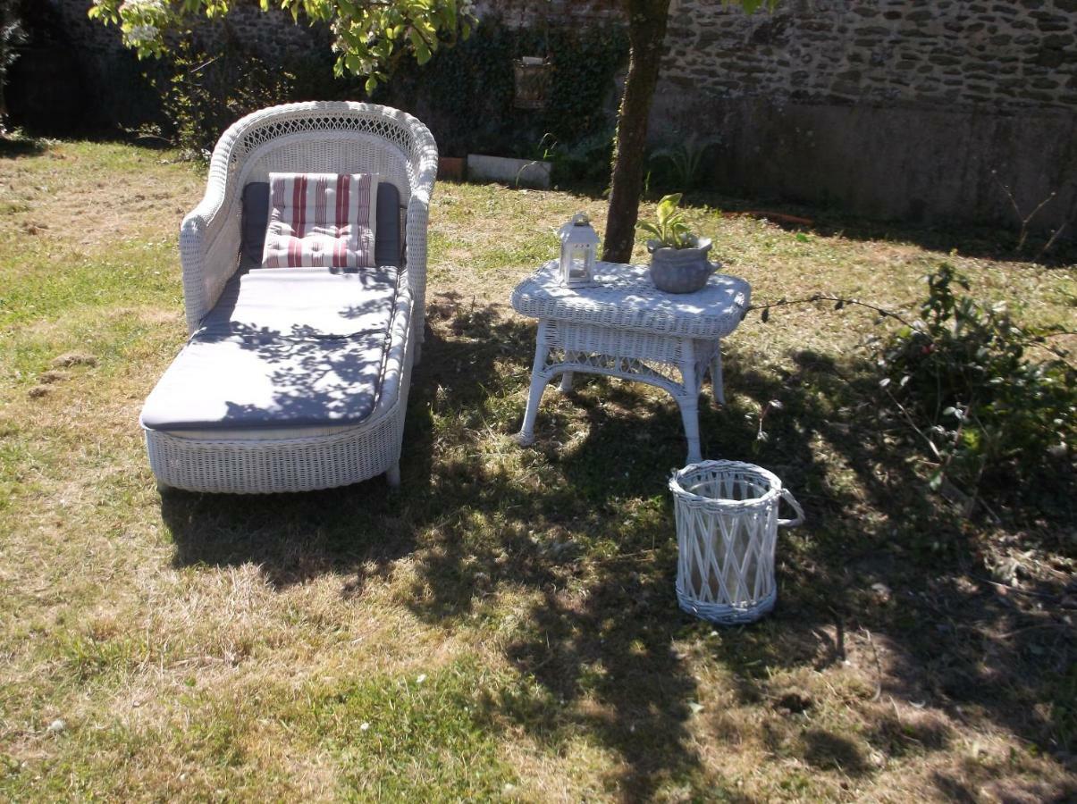 Chez Martine Bed & Breakfast Servon  Exterior photo